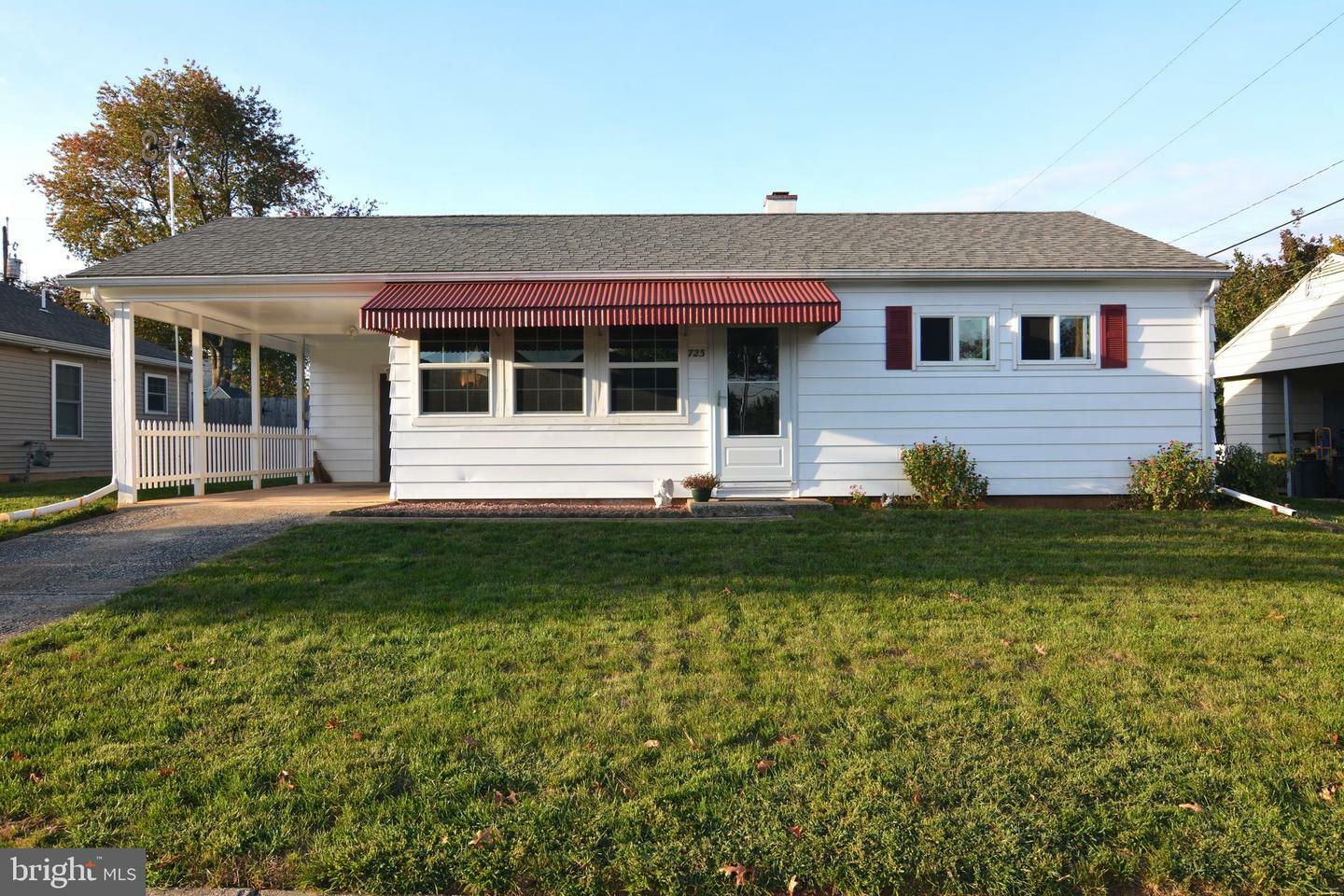 Property Photo:  723 Kelly Drive  PA 17404 