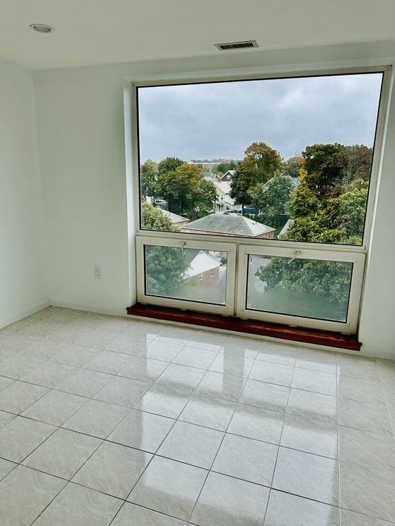 Property Photo: 50 Watertown Street 607 MA 02472