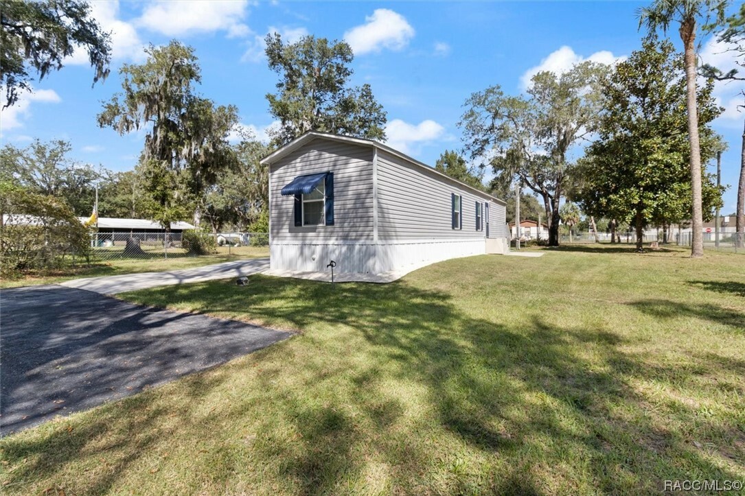 Property Photo:  6351 W Flanders Lane  FL 34429 