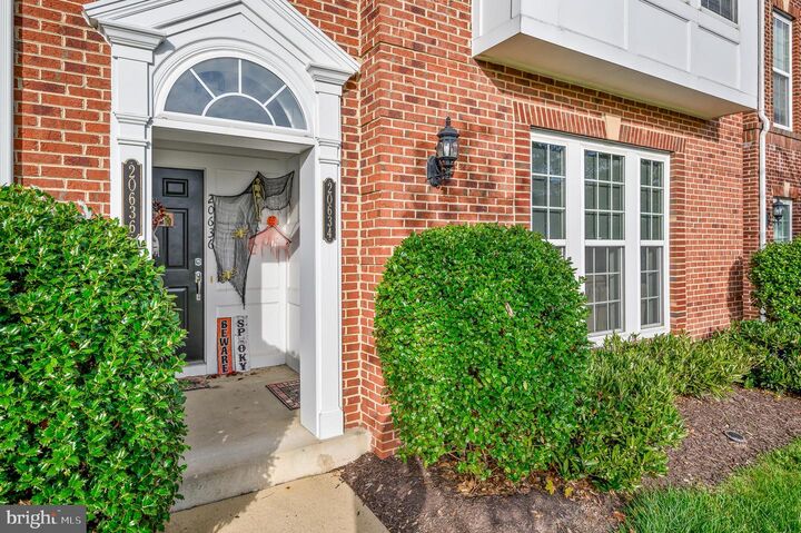 20634 Sibbald Square  Ashburn VA 20147 photo