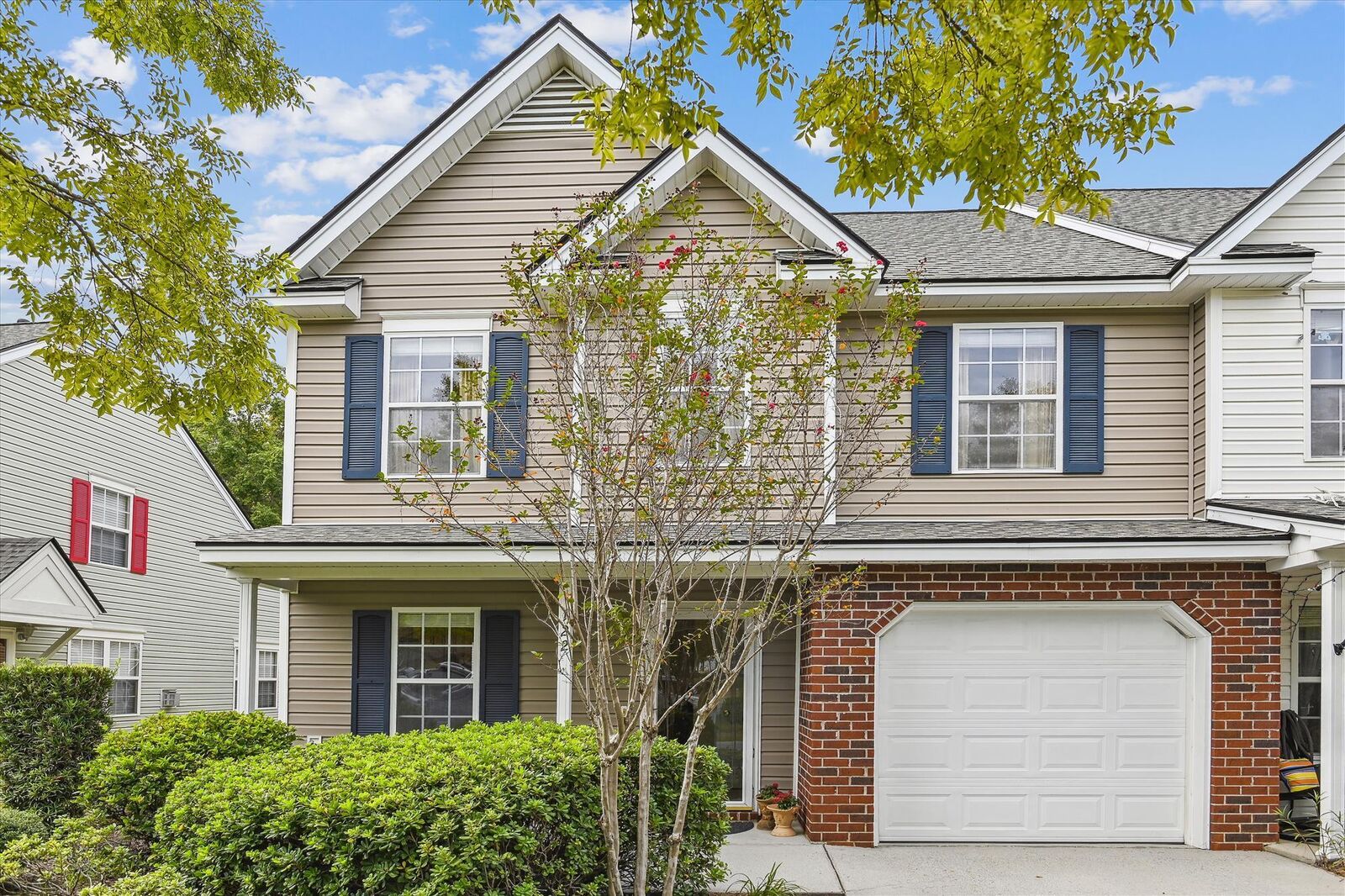 Property Photo:  122 Darcy Avenue  SC 29445 