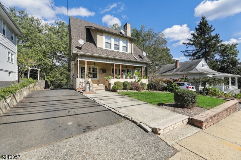 Property Photo:  16 Old Short Hills Rd  NJ 07039 