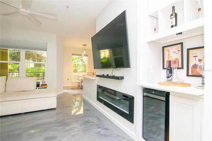Property Photo:  1810 E Palm Avenue 4107  FL 33605 