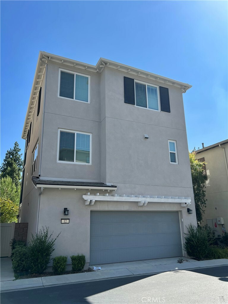 12 Noble Street  Pomona CA 91766 photo