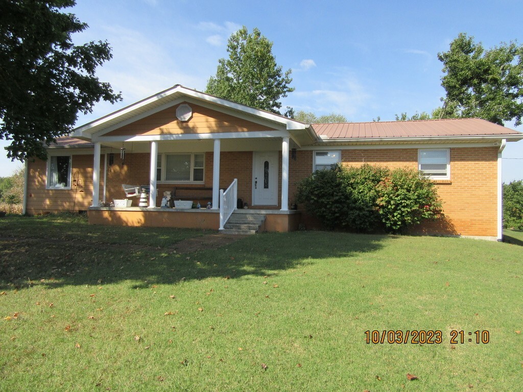 Property Photo:  544 Steakley Rd  TN 37357 