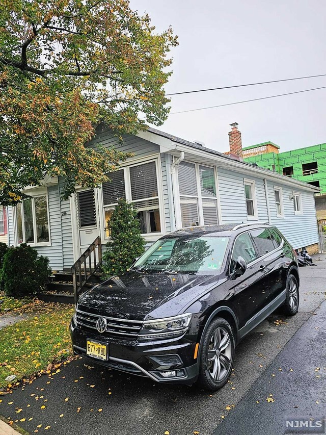 Property Photo:  262 Ivy Street  NJ 07032 