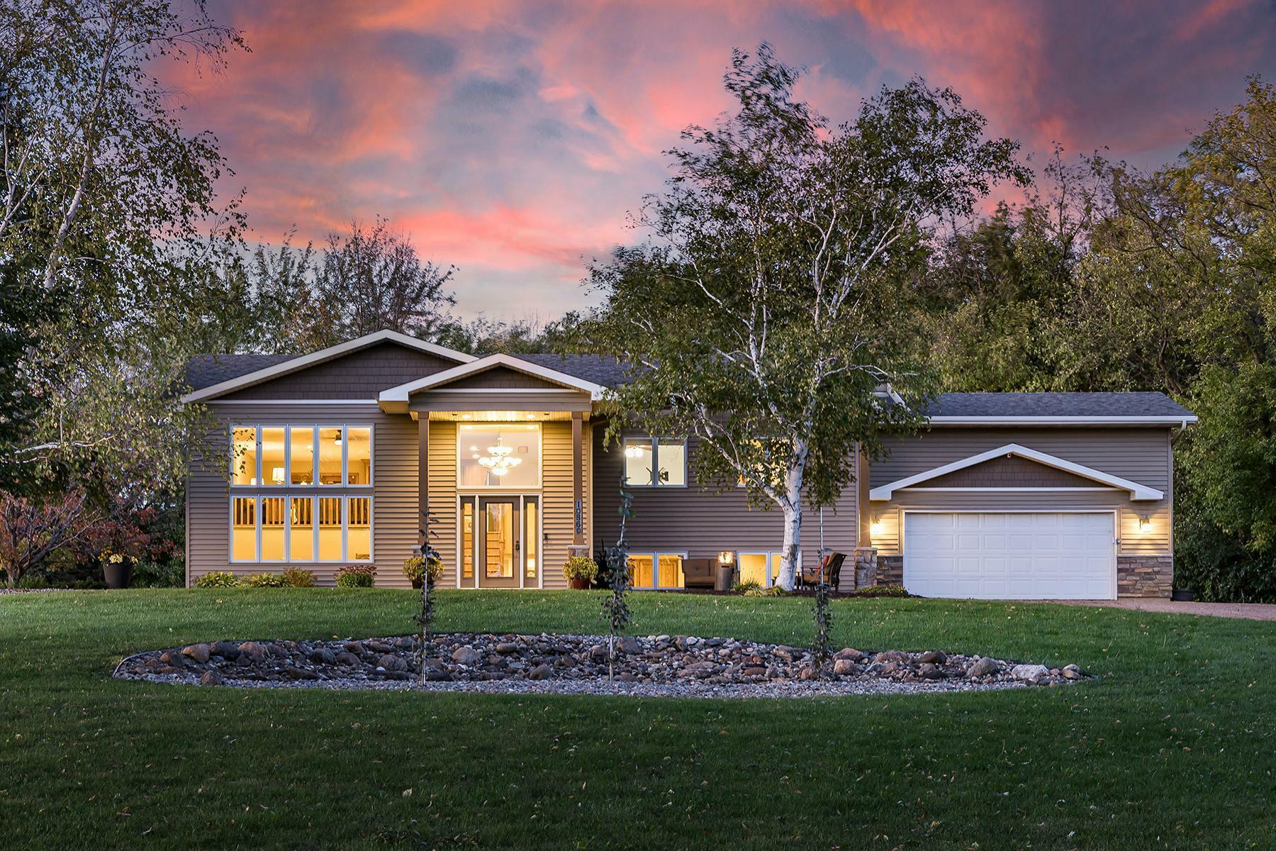 Property Photo:  10860 County Road 43  MN 55318 