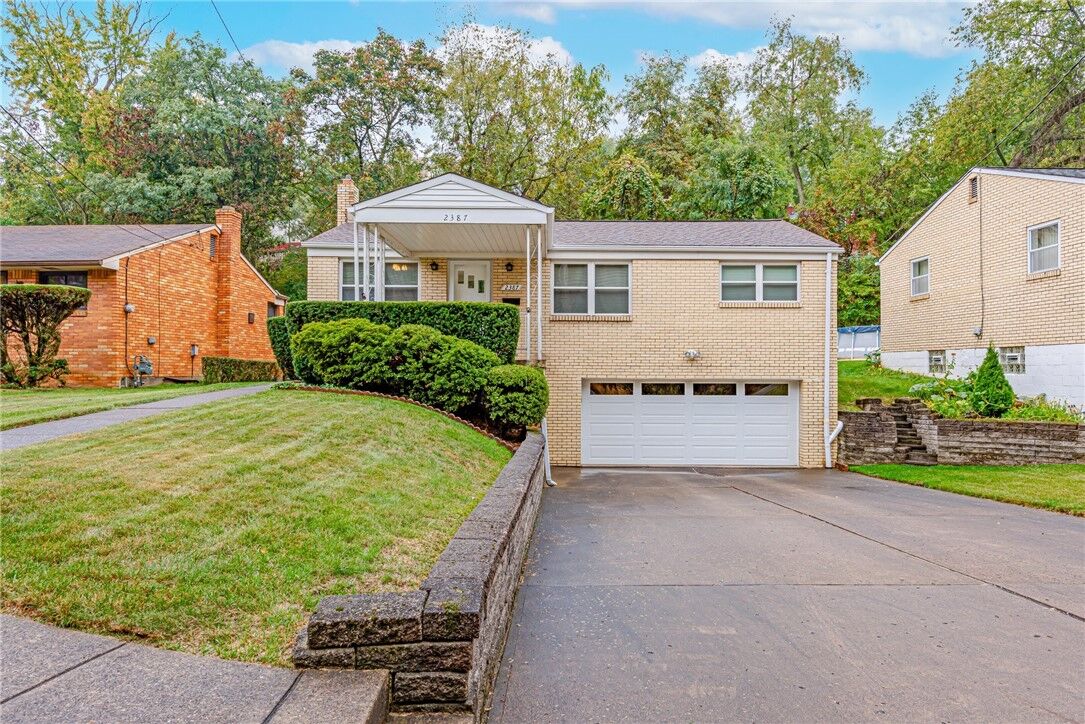 Property Photo:  2387 Potomac Ave  PA 15216 