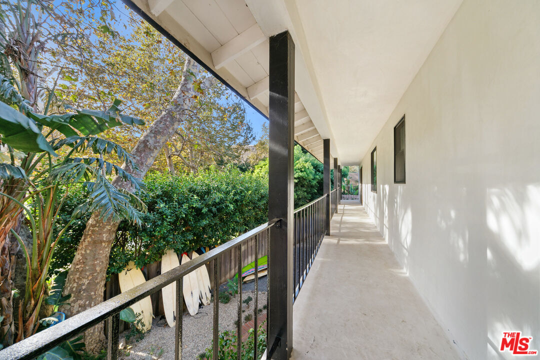Property Photo:  30601   Sicomoro Dr  CA 90265 
