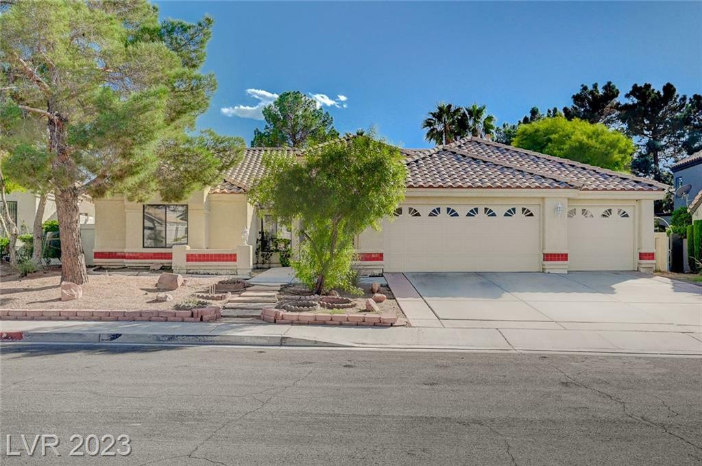 Property Photo:  2645 Pershing Circle  NV 89074 