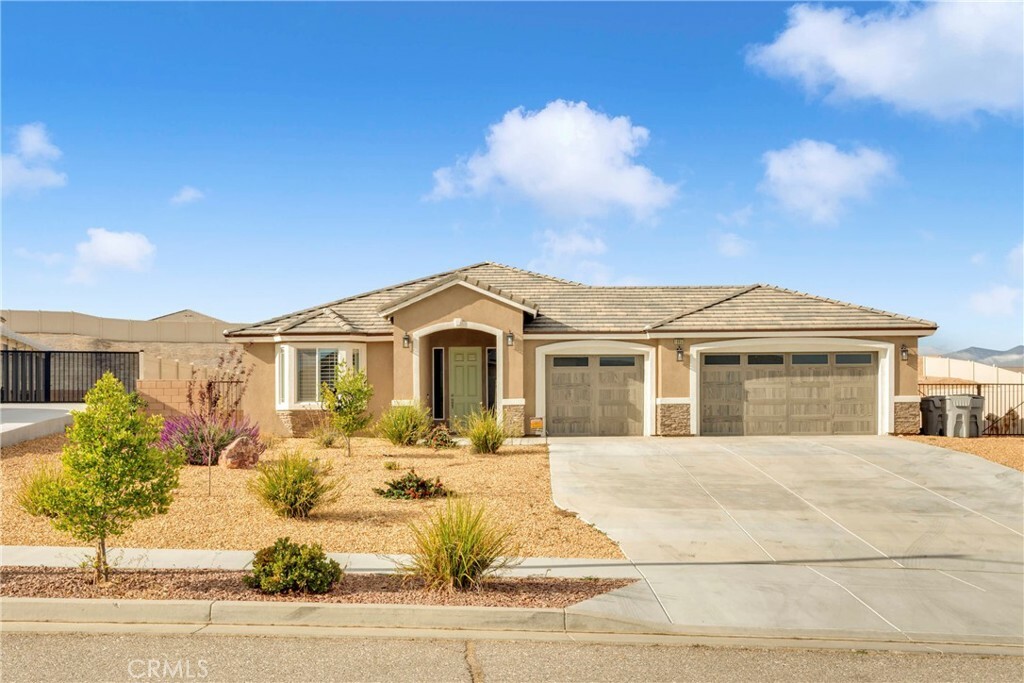 Property Photo:  16953 Meyer Court  CA 92345 