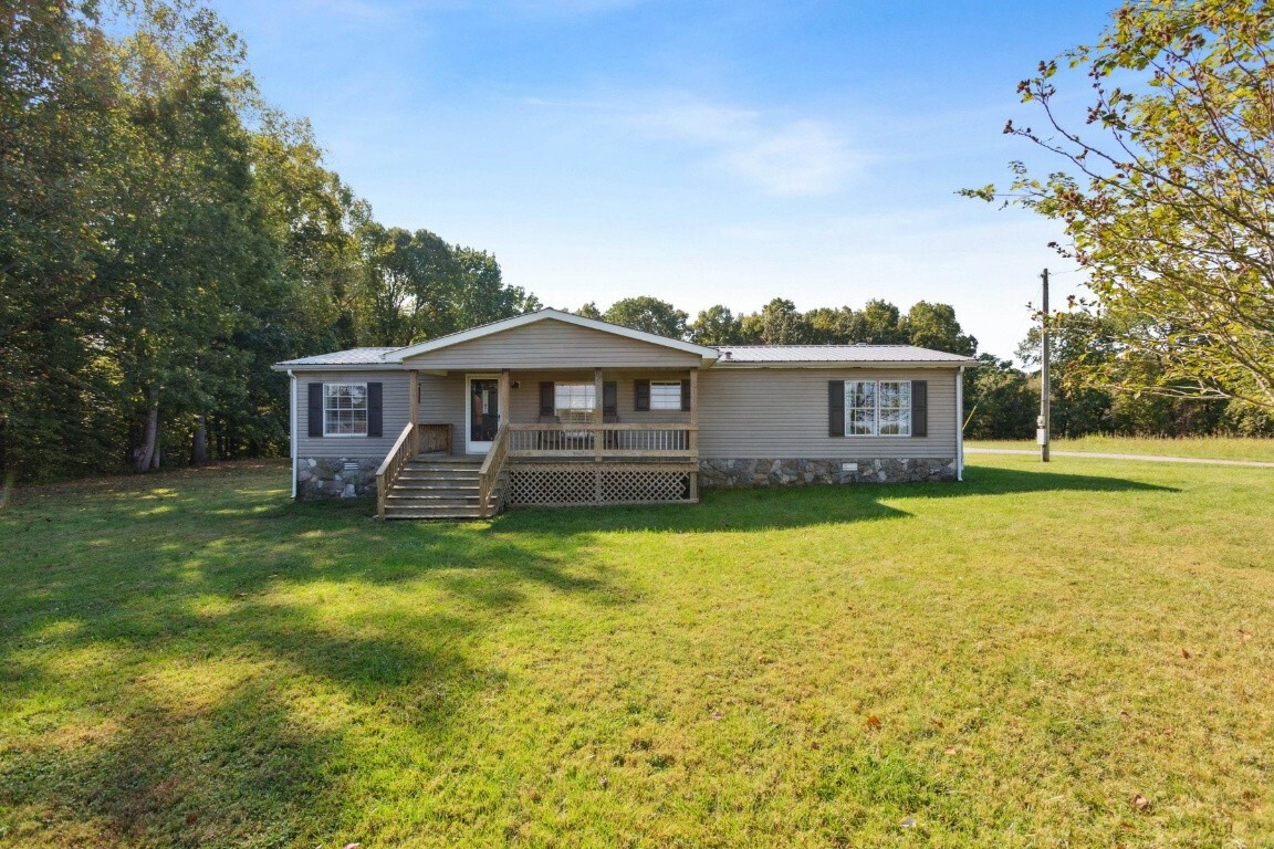 Property Photo:  166 Bohanon Ln  TN 37083 