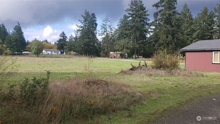 Property Photo:  1671 E Johns Prairie Road  WA 98584 