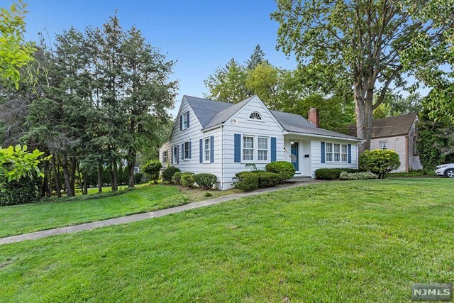 Property Photo: 344 Van Emburgh Avenue NJ 07450