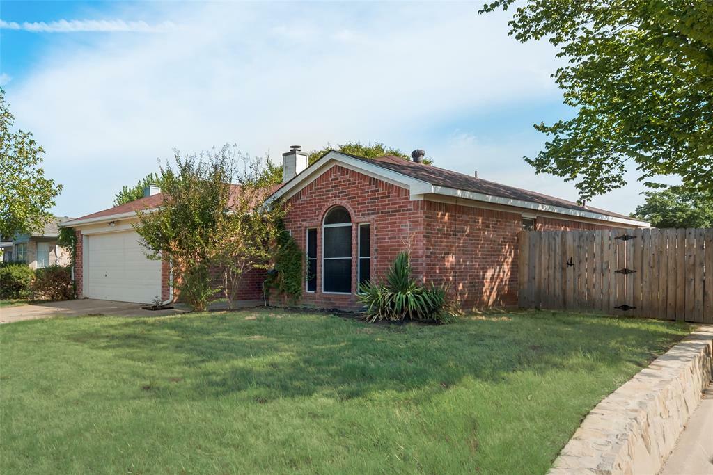 5619 Alicante Drive  Arlington TX 76017 photo