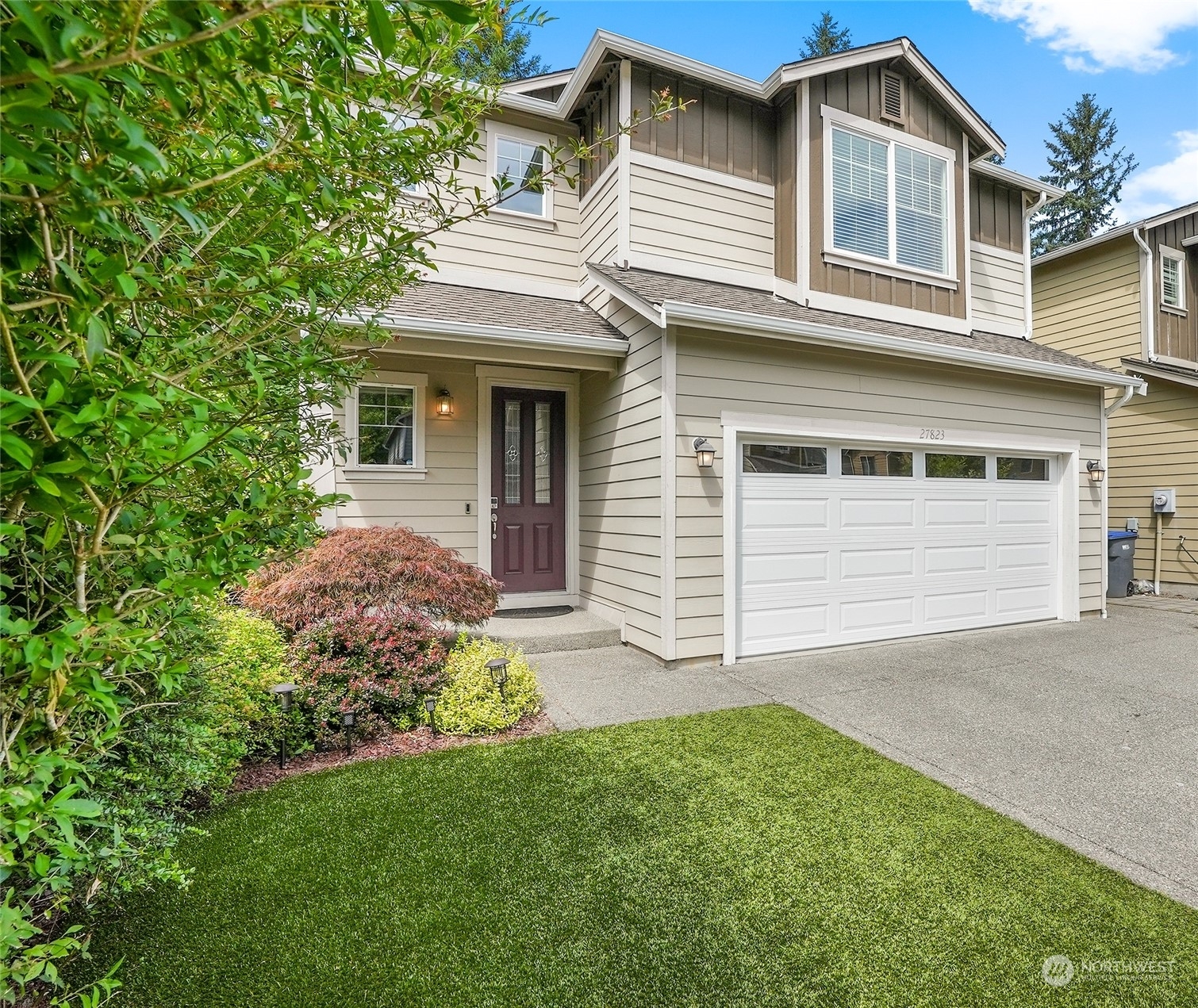 Property Photo: 27823 242nd Place SE WA 98038