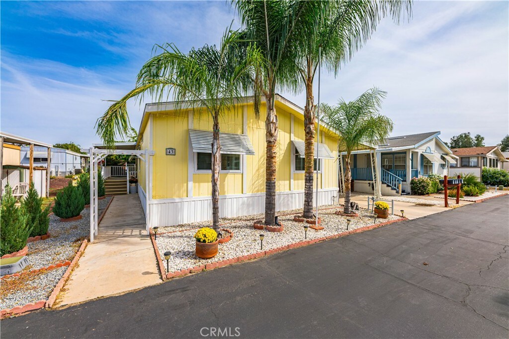 Property Photo:  21601 Canyon Drive 43  CA 92595 