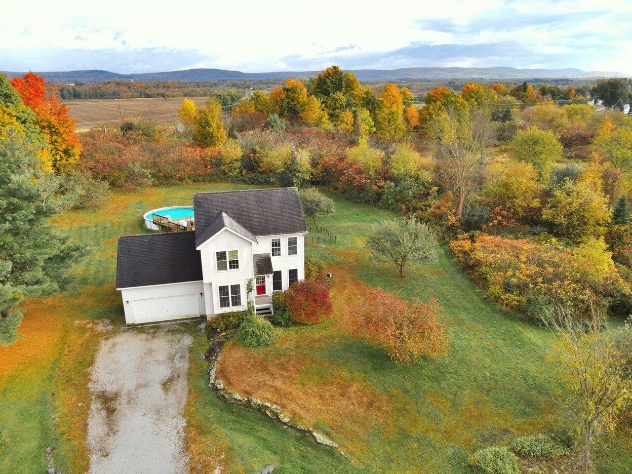 Property Photo:  18 Glen Ridge Lane  VT 05488 