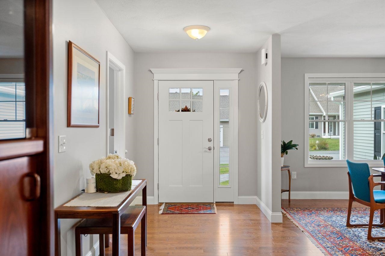 Property Photo: 17 Cobbett Lane NH 03049