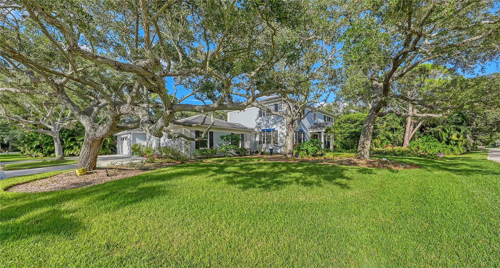 Property Photo: 1625 Landings Boulevard FL 34231