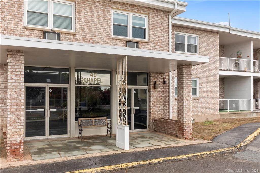 Property Photo: 40 Chapel Street 101 CT 06460