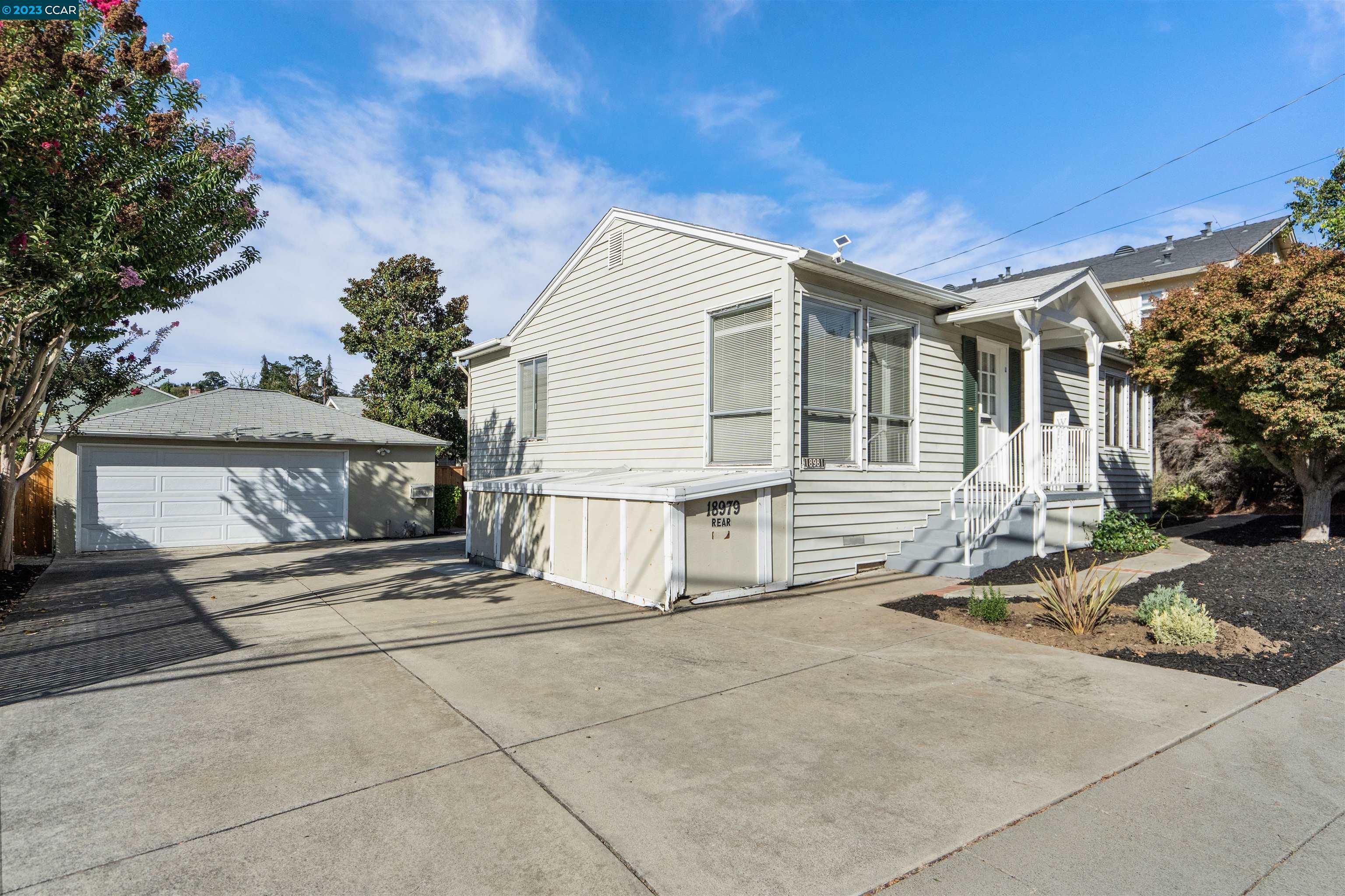 Property Photo: 18981 Lake Chabot Rd CA 94546