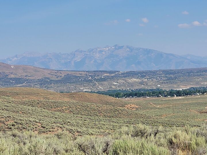 Property Photo: 5 Katharine'S Way NV 89801