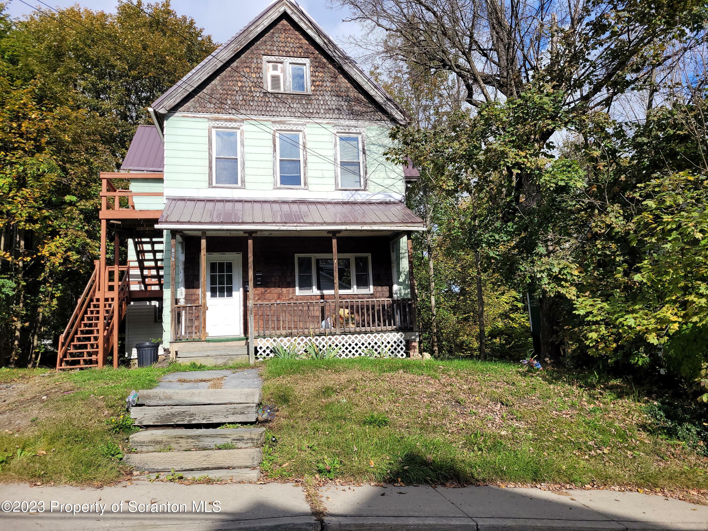 Property Photo:  609 Washington Street  PA 18847 