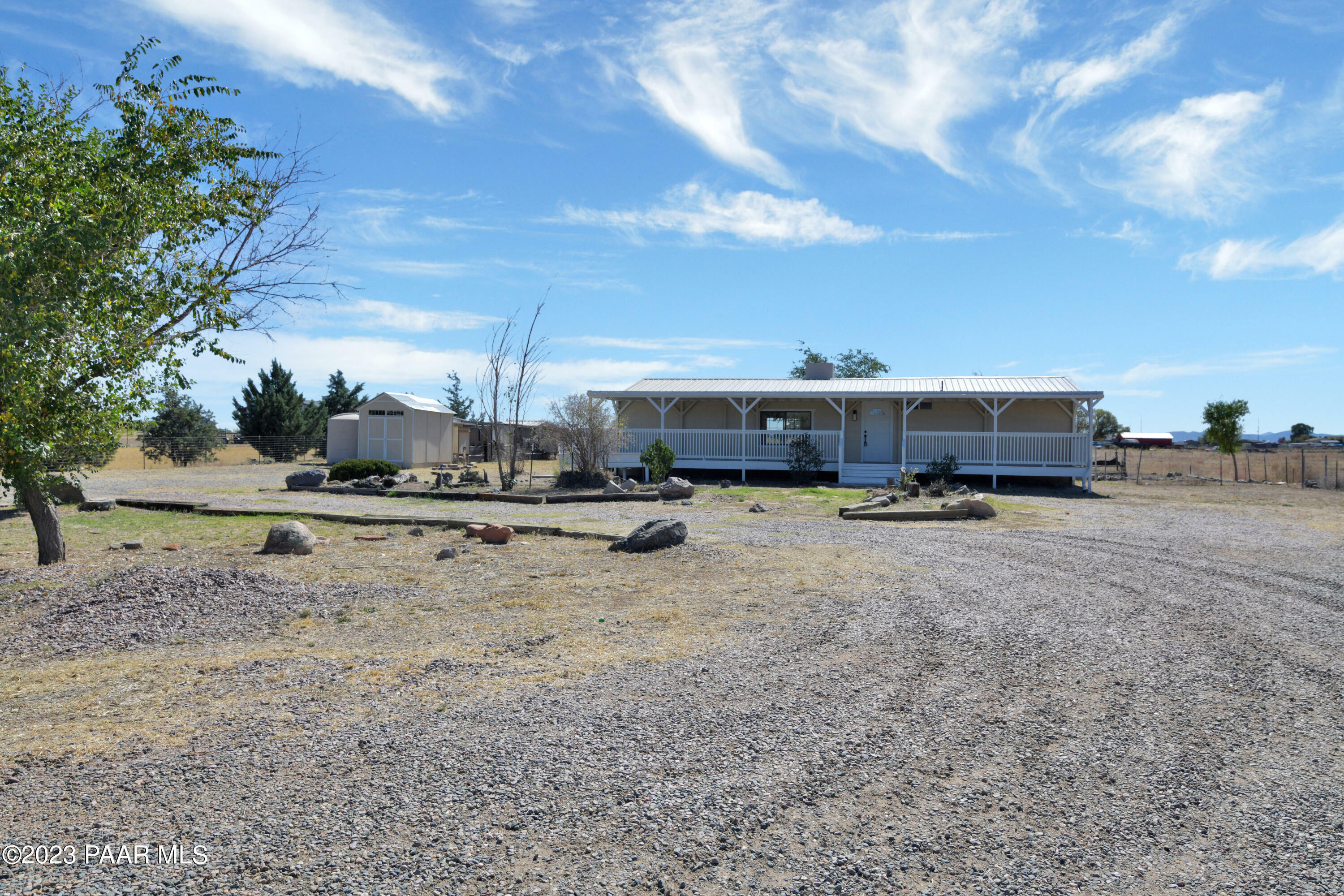 Property Photo:  1555 W Road 3  AZ 86323 