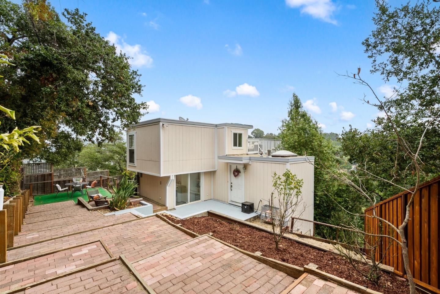 Property Photo:  237 Winding Way  CA 94070 