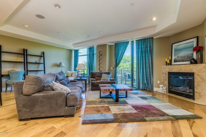 Property Photo:  2211 E Camelback Road Unit 207  AZ 85016 