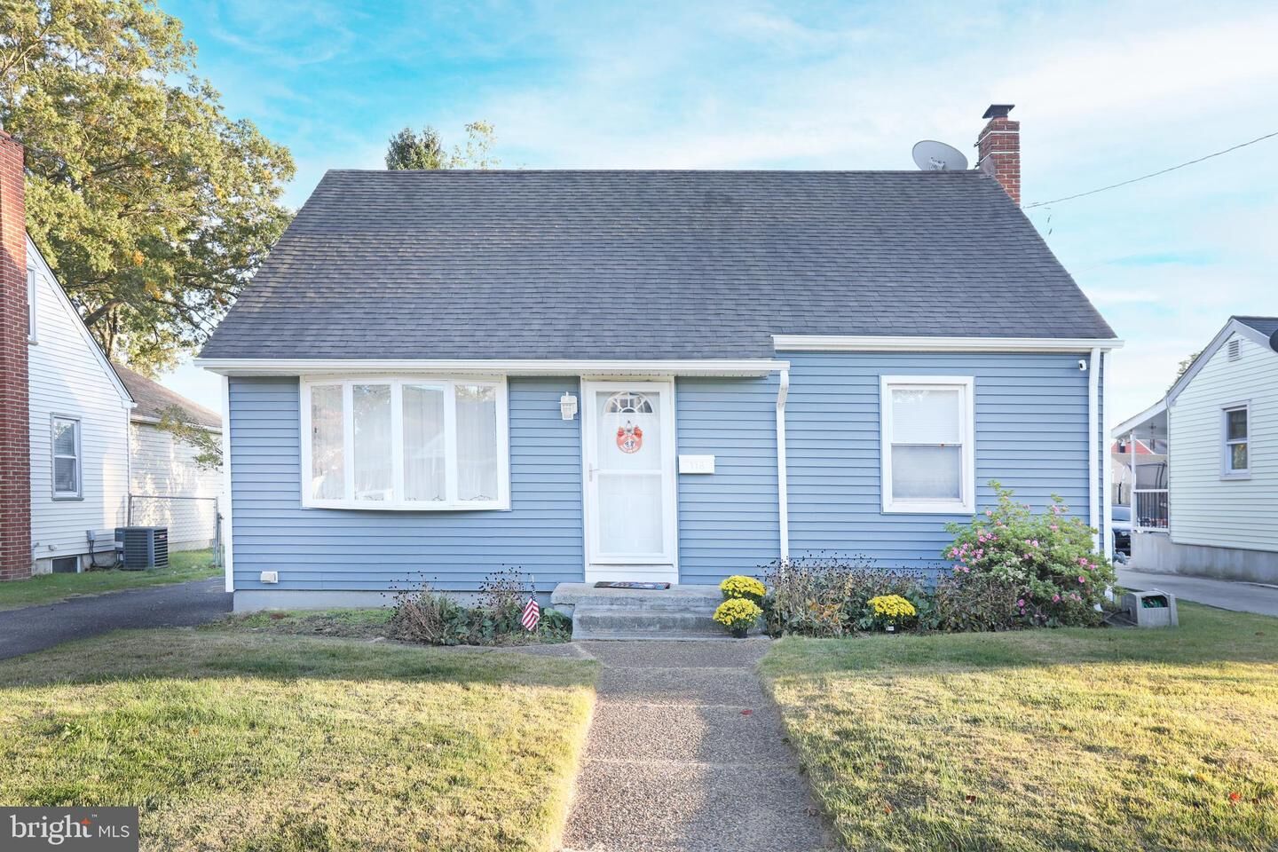 Property Photo:  118 Maryland Avenue  NJ 08049 