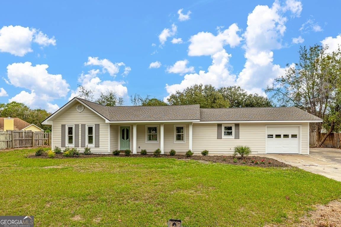 Property Photo: 207 Palmetto Street GA 31558