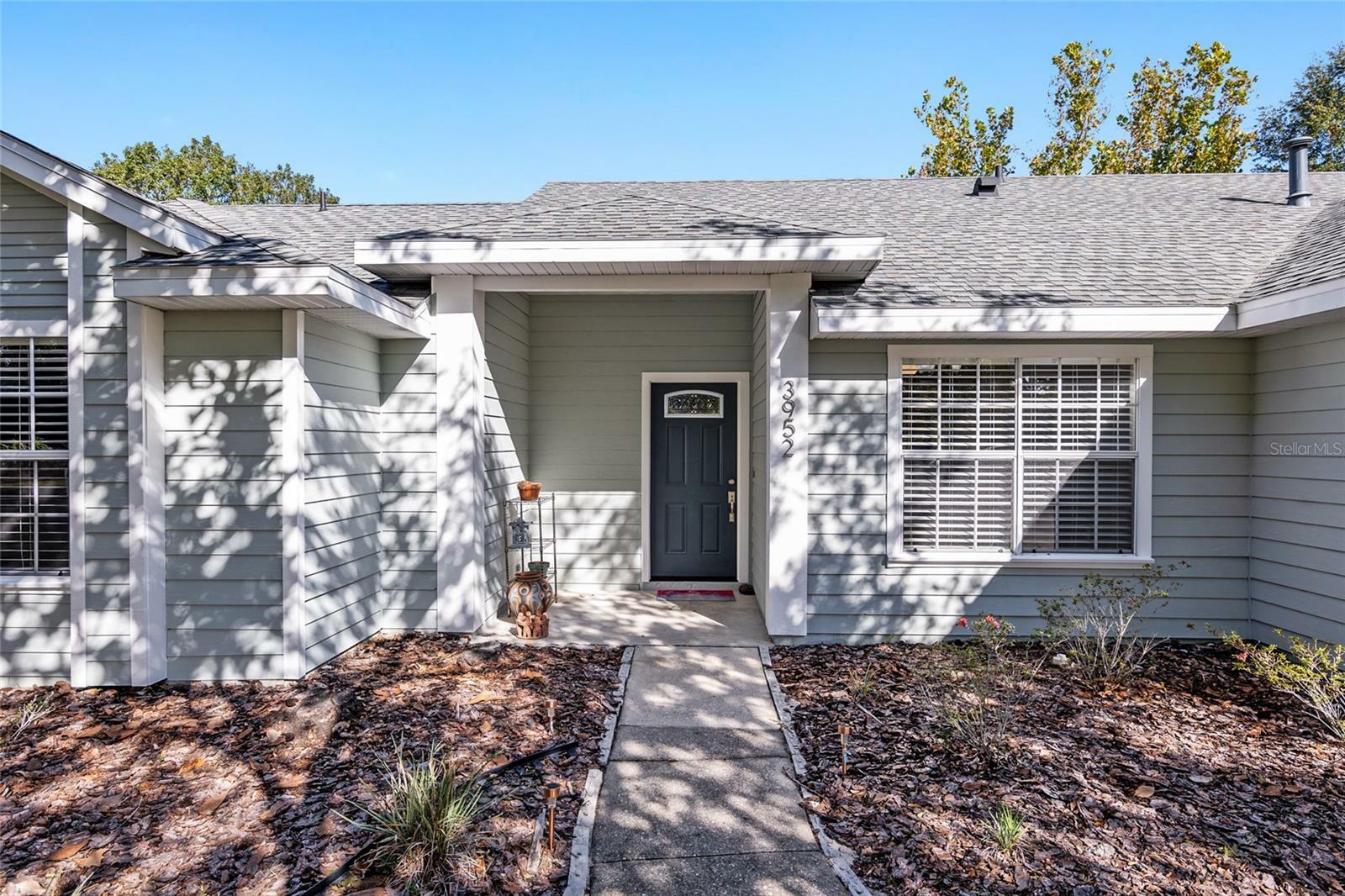 Property Photo:  3952 NW 60th Avenue  FL 32653 