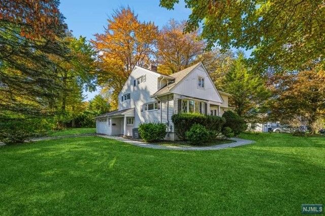 Property Photo:  115 Wyckoff Avenue  NJ 07481 