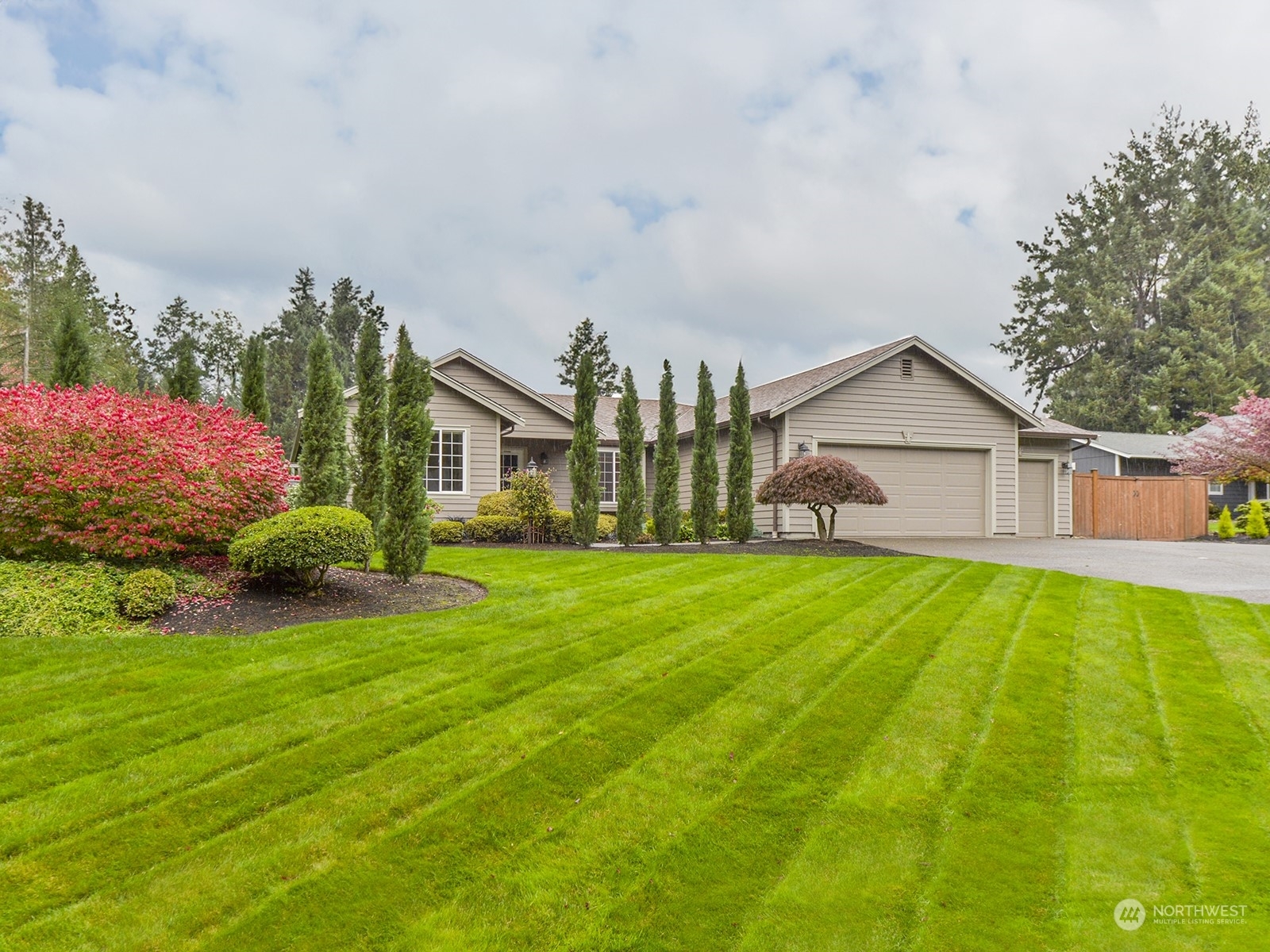 Property Photo: 21002 81st Avenue Ct E WA 98387