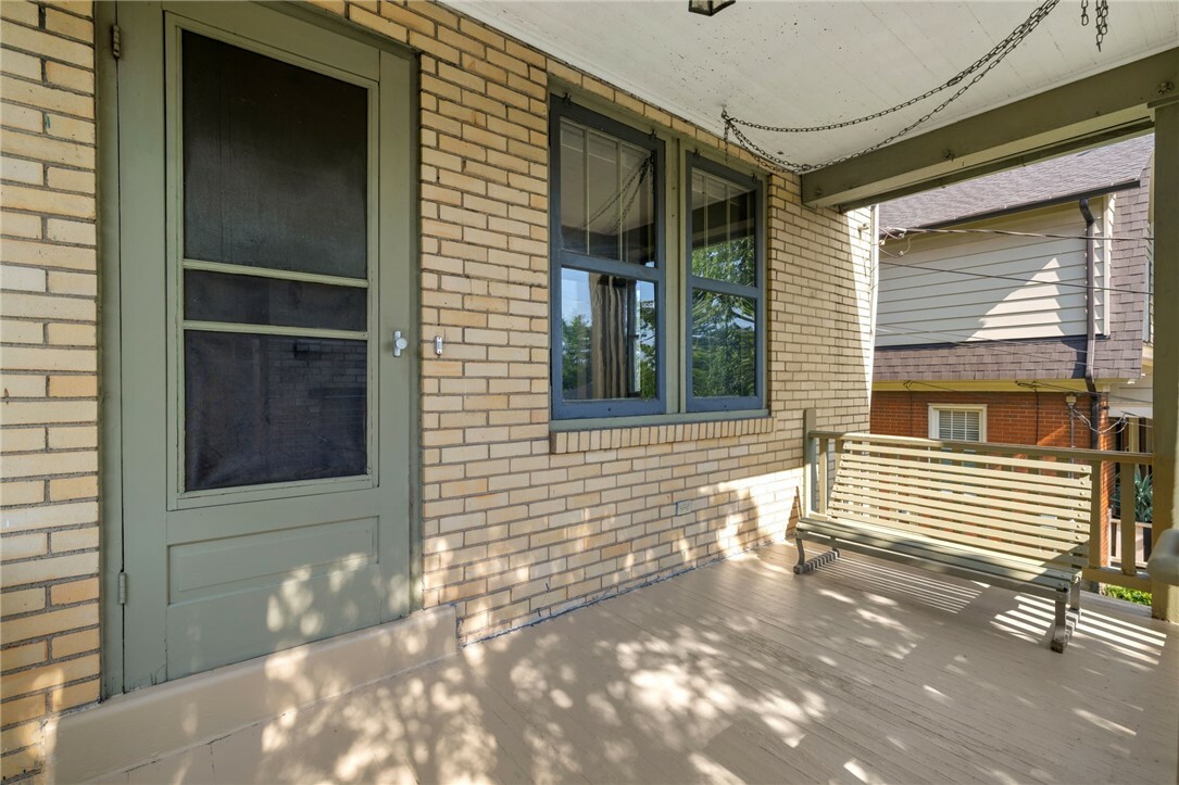 Property Photo:  308 Avenue F  PA 15221 