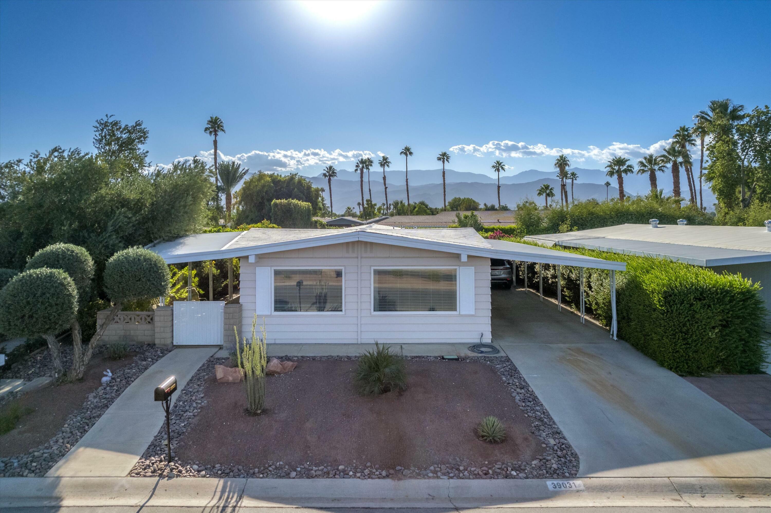 Property Photo: 39031 Palm Greens Parkway CA 92260