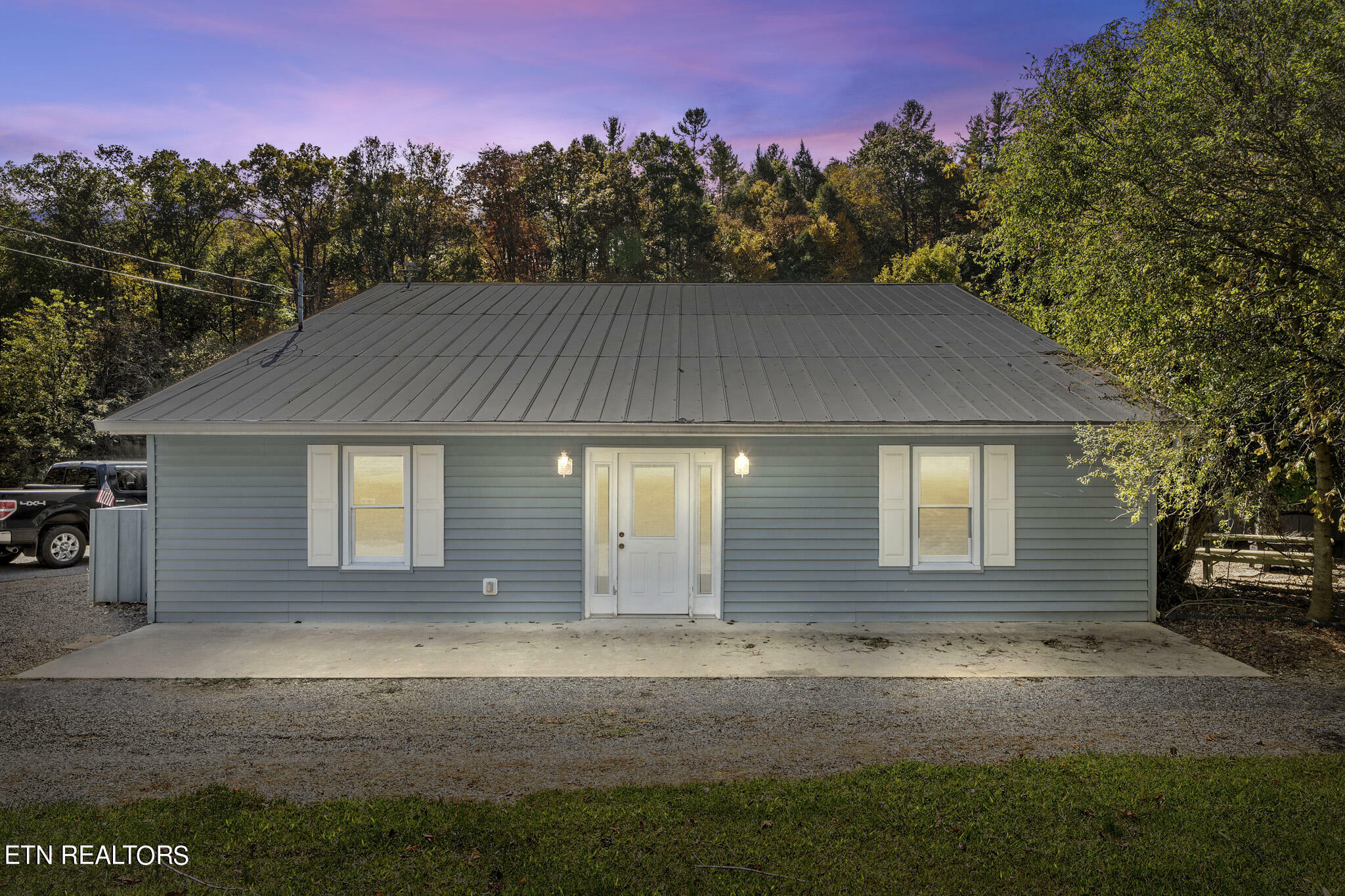 Property Photo: 3476 Jones Cove Rd TN 37876
