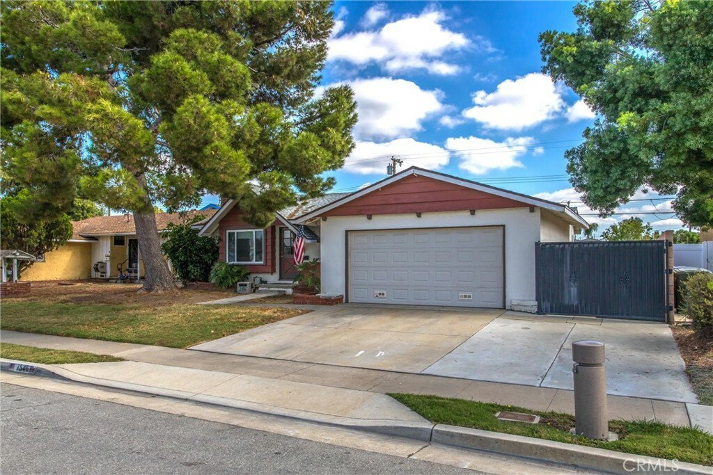 Property Photo:  7546 Mexico Way  CA 90620 