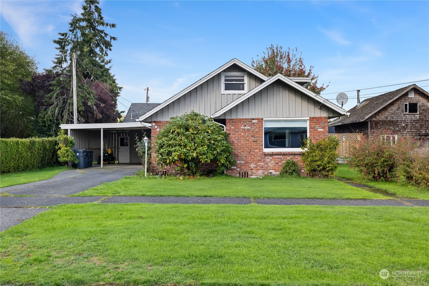 Property Photo:  920 2nd Street  WA 98550 