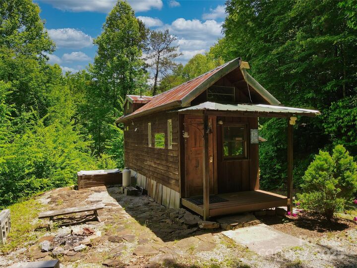 Property Photo: 3929 Parker Padgett Road NC 28762