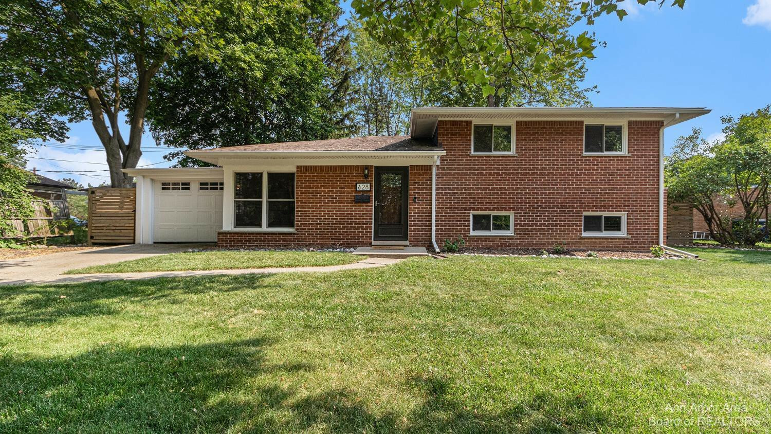 Property Photo:  628 Susan Drive  MI 48103 