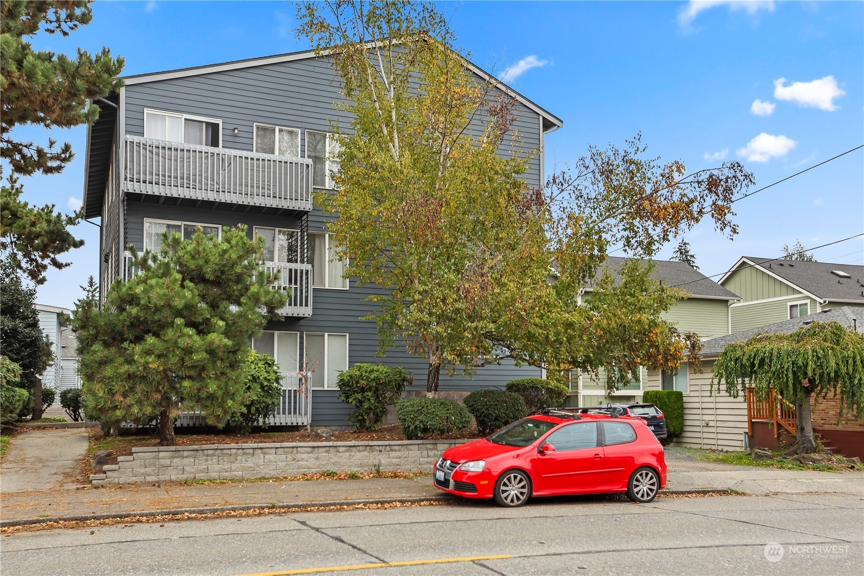 Property Photo:  1712 NW 85th Street 201  WA 98117 