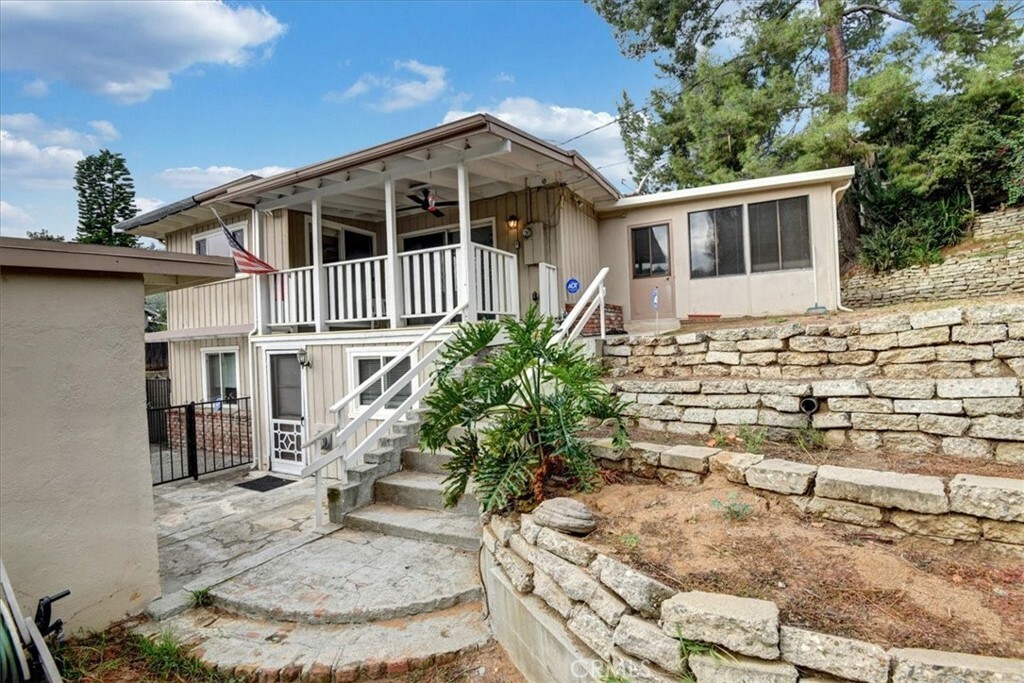 Property Photo:  275 Churchill Road  CA 91024 