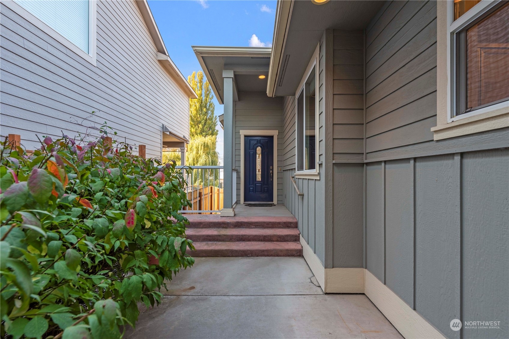 Property Photo:  1060 Corum Circle  WA 98802 