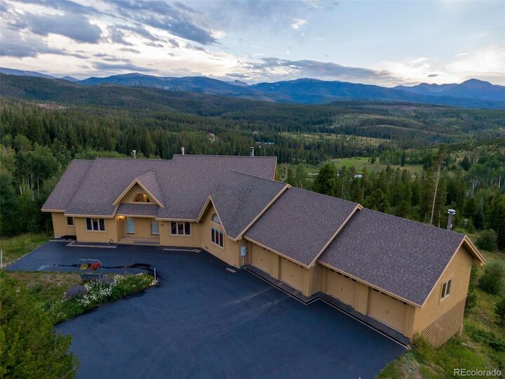 Property Photo:  76 Gcr 812  CO 80442 