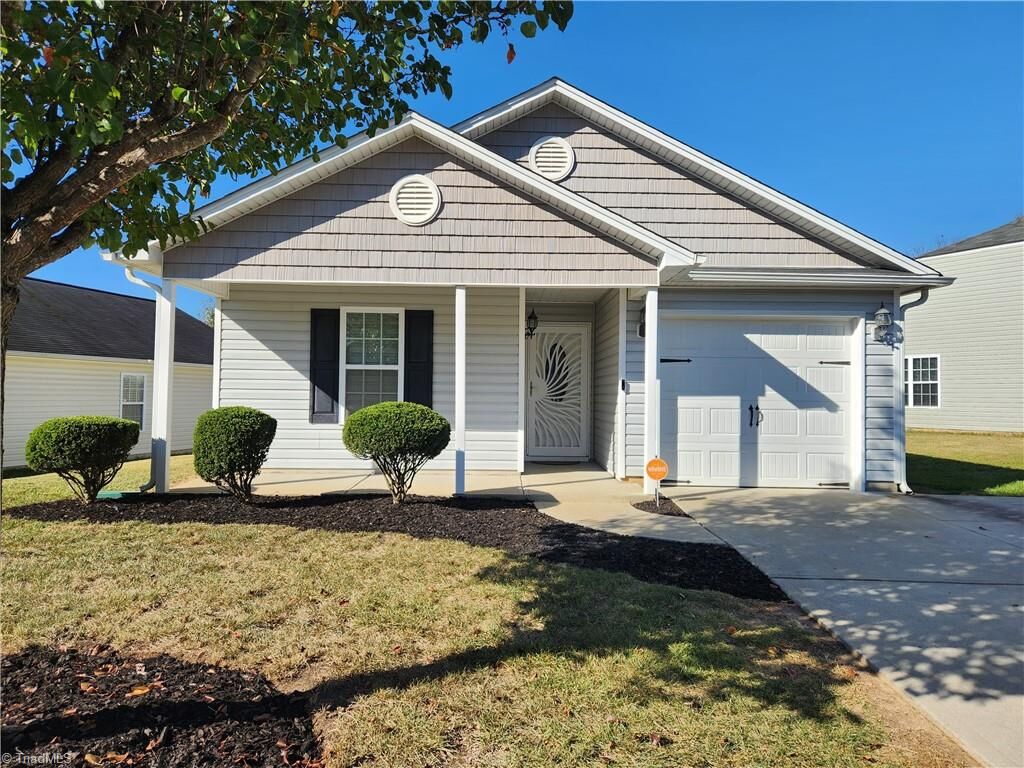 Property Photo:  5044 Hogan Point Court  NC 27127 