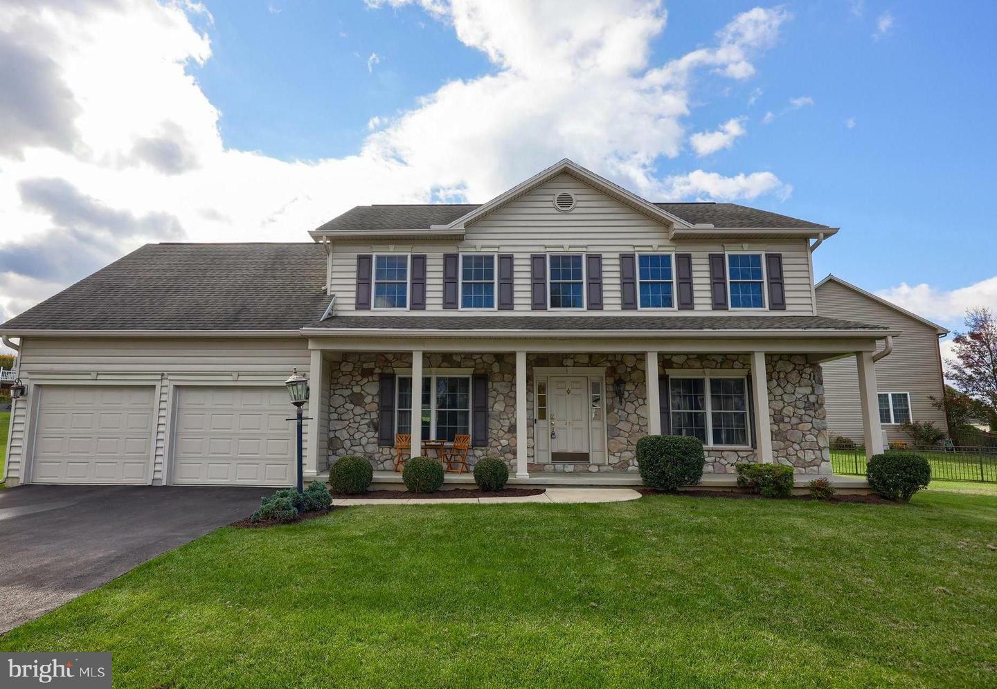 Property Photo:  479 Adam Lane  PA 17050 