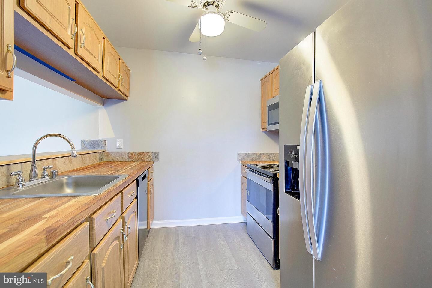 Property Photo:  6602 Rapid Water Way 201  MD 21060 